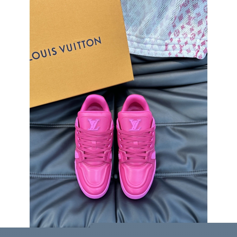 l**is V*t*n sneakers